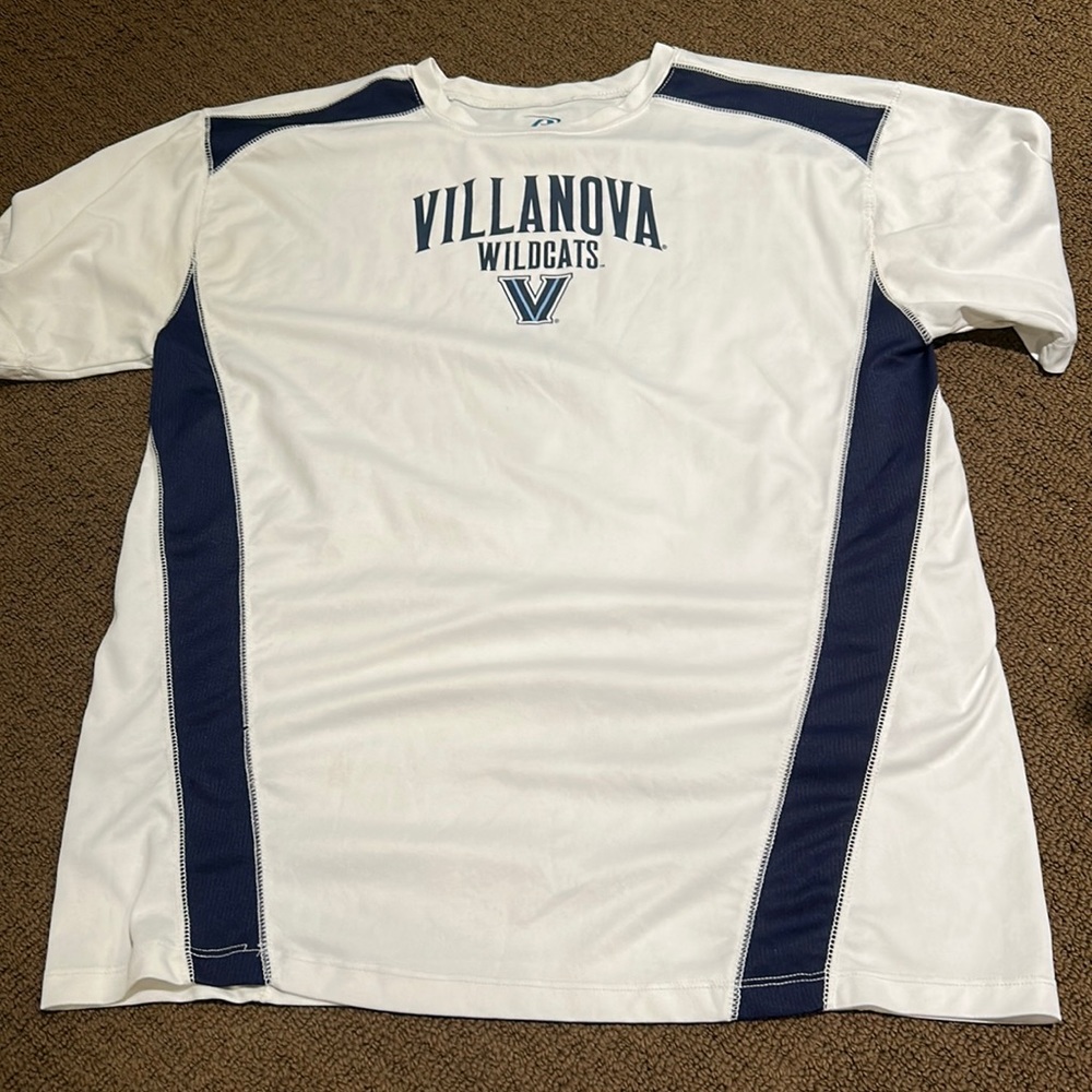 Men’s Villanova athletic shirt